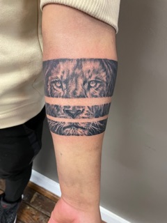 Wyrd Art Tattoos and Piercings