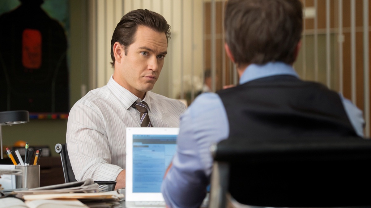 Captain Johnny – Franklin & Bash (Season 3, Episode 4) | Apple TV
