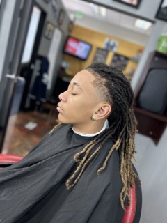 Razor Ray’s Studio