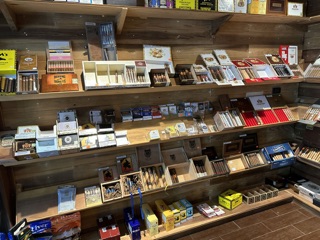 Tobacco Royale Malibu Canyon - Cigars, Vapes, Glass in Calabasas, CA United  States