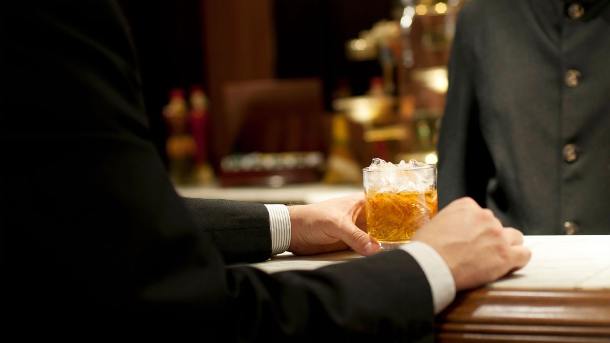 ‎Rum - The Versatile Spirit – The Everyday Guide to Spirits and ...