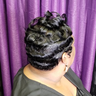 Muffen International Salon LA