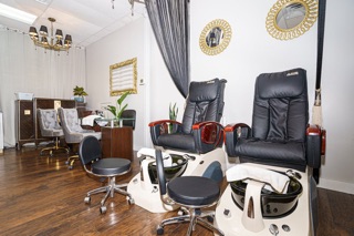 The Ladies Room Luxury Beauty Lounge