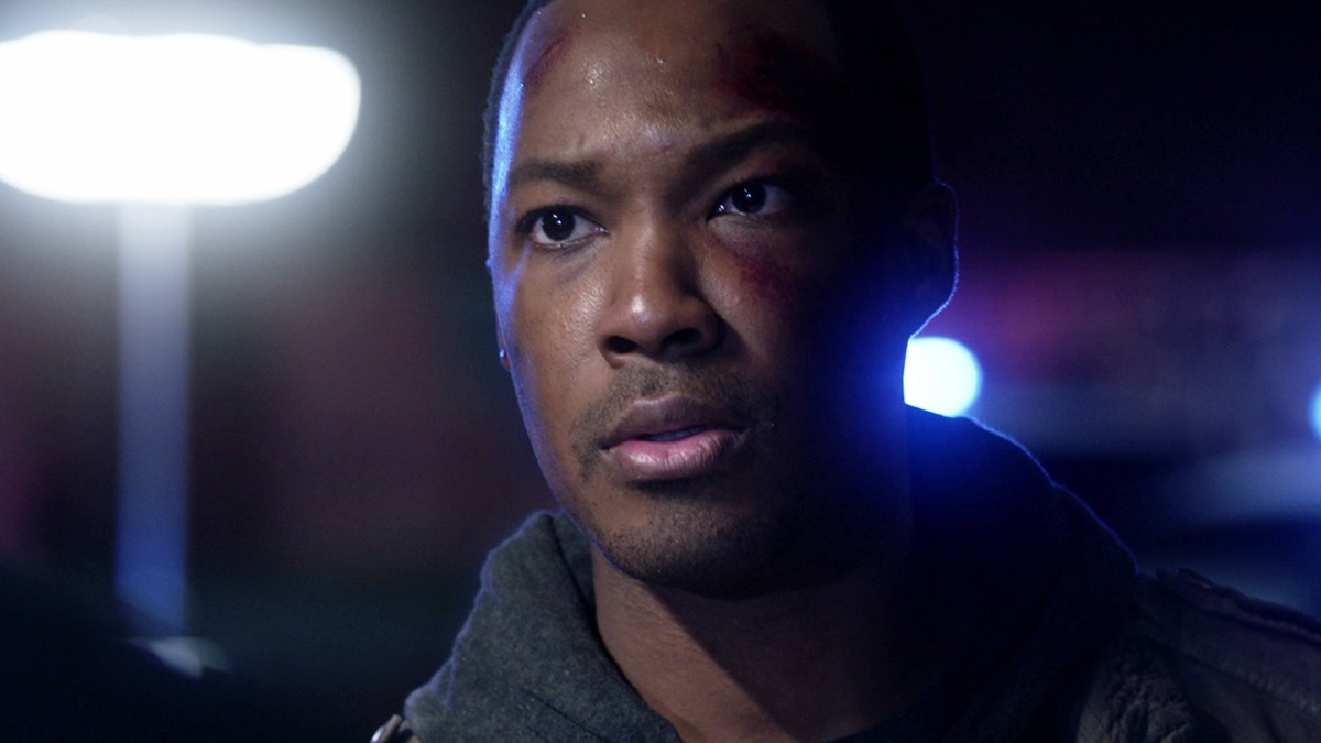 ‏10:00 مساءً - 11:00 مساءً - 24: Legacy (الموسم 1، الحلقة 11) - Apple ...
