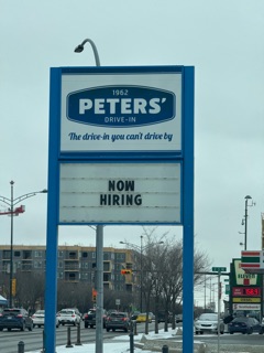 Peters Drive In Logo