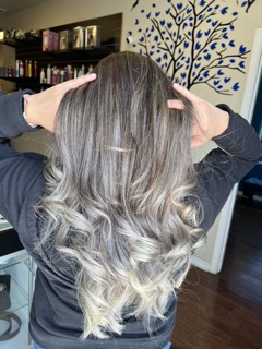 Chuy’s Salon & Boutique
