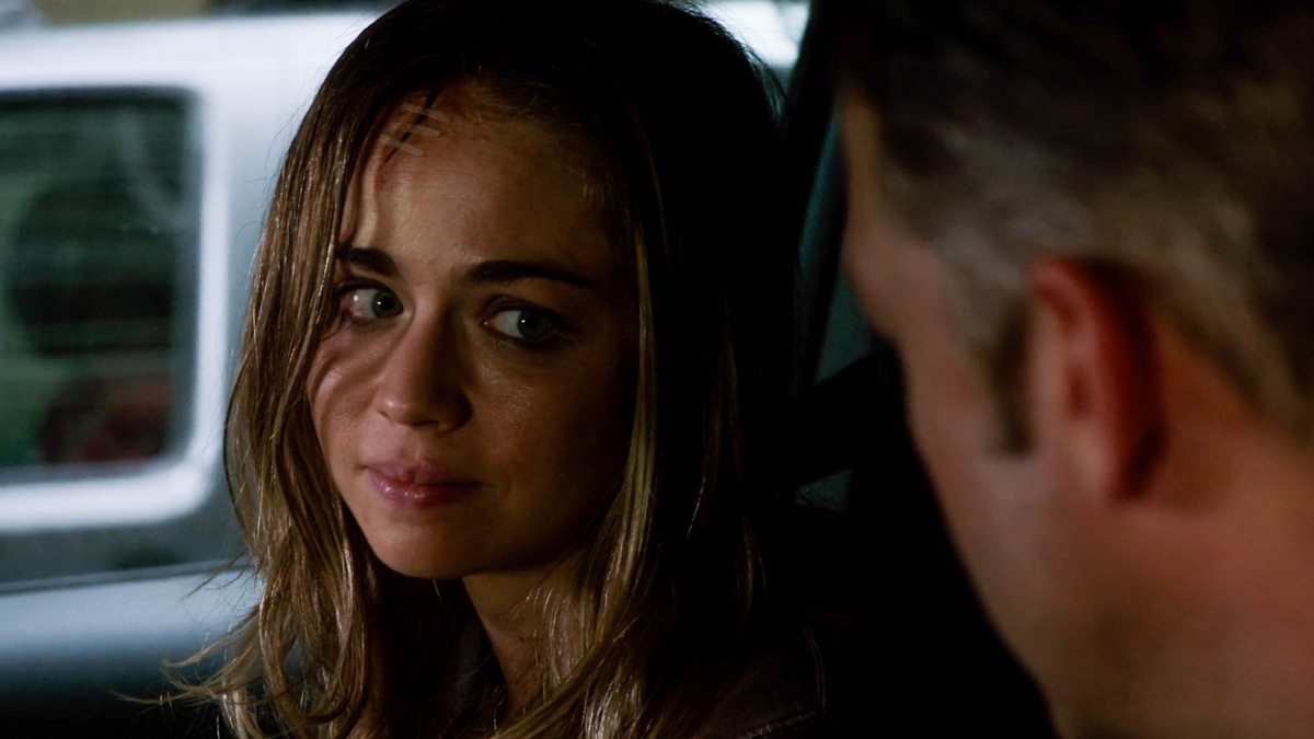 ‎Exile - Law & Order: Special Victims Unit (Season 20, Episode 6 ...