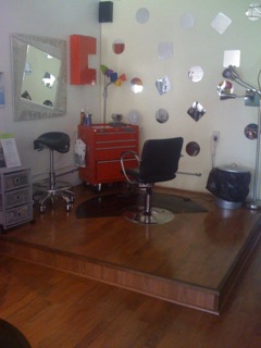 Cut It Out Again Hair Salon