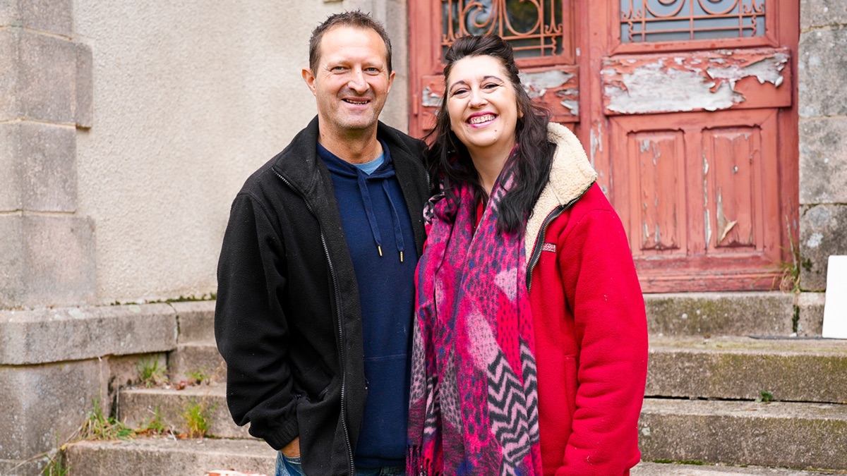 ‎Series 5 Episode 1 - Escape to the Chateau: DIY (Series 10, Episode 1 ...