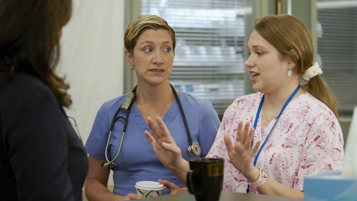 Chicken Soup Nurse Jackie (Season 1, Episode 3) Apple TV