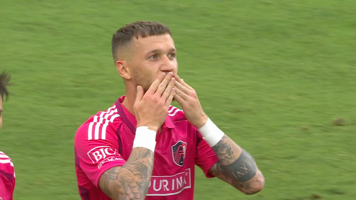‎Goal: M. Hartel vs. POR, 54' - Watch MLS Highlights