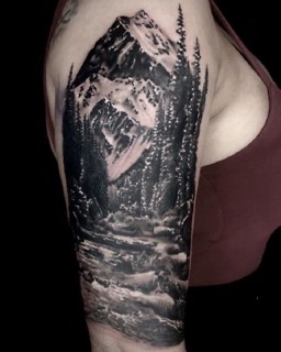 White Raven Tattoo tattoo studio in Midvale