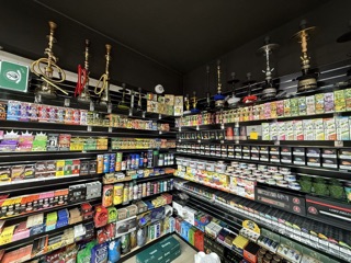Litchfield smoke & vape in Goodyear, AZ United States