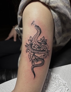 Blackblood Tattoo photo 2