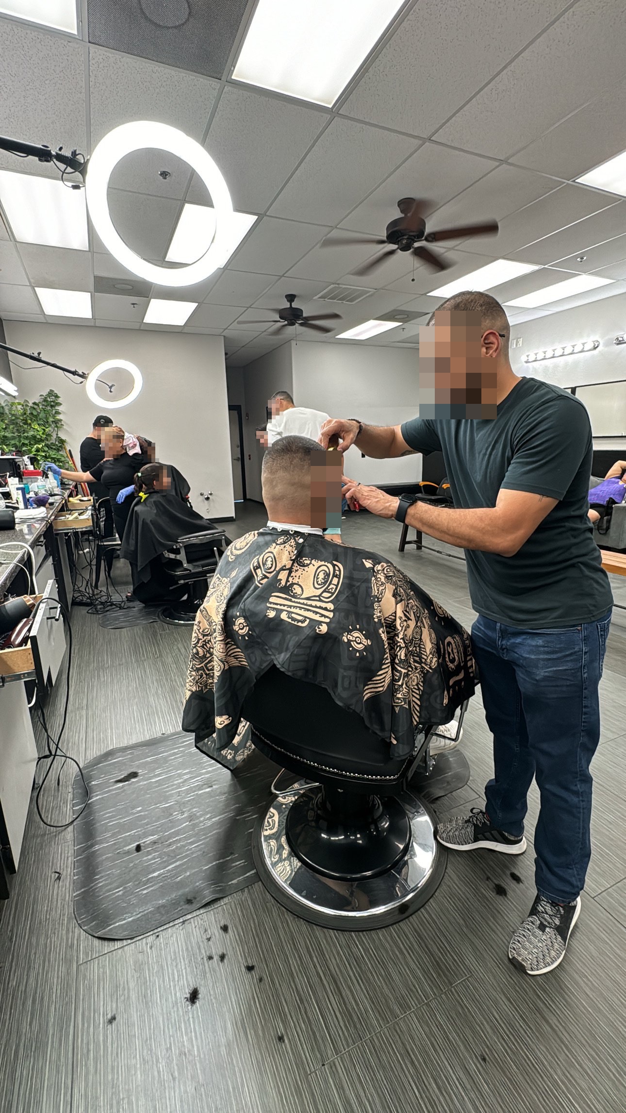 Arroyo’s Barber Shop