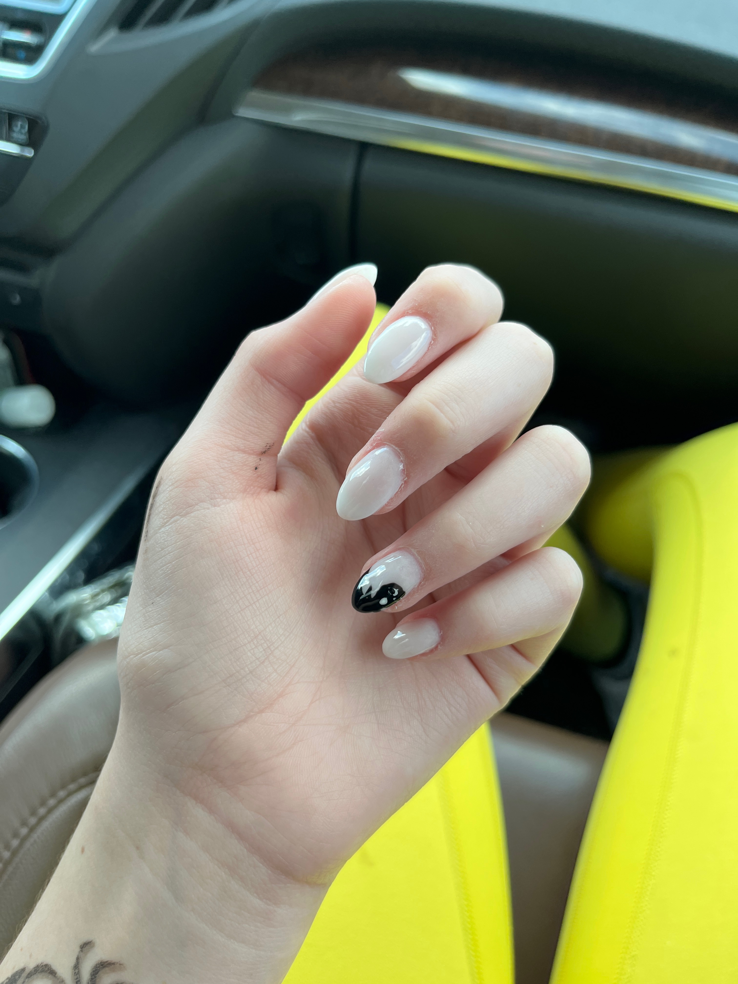 Le Nails Spa and Salon Austin