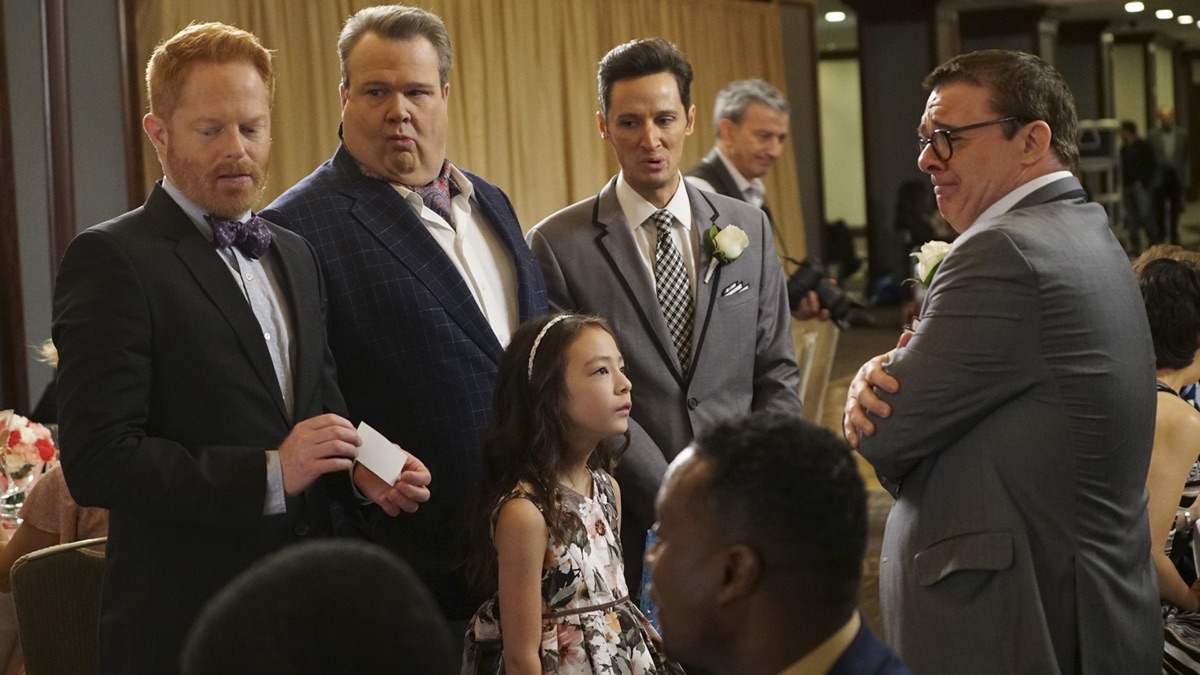 I Don't Know How She Does It Modern Family (Series 7, Episode 15