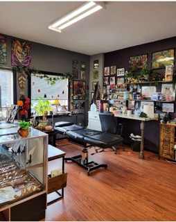 Iron Butterfly Tatoos tattoo studio photo