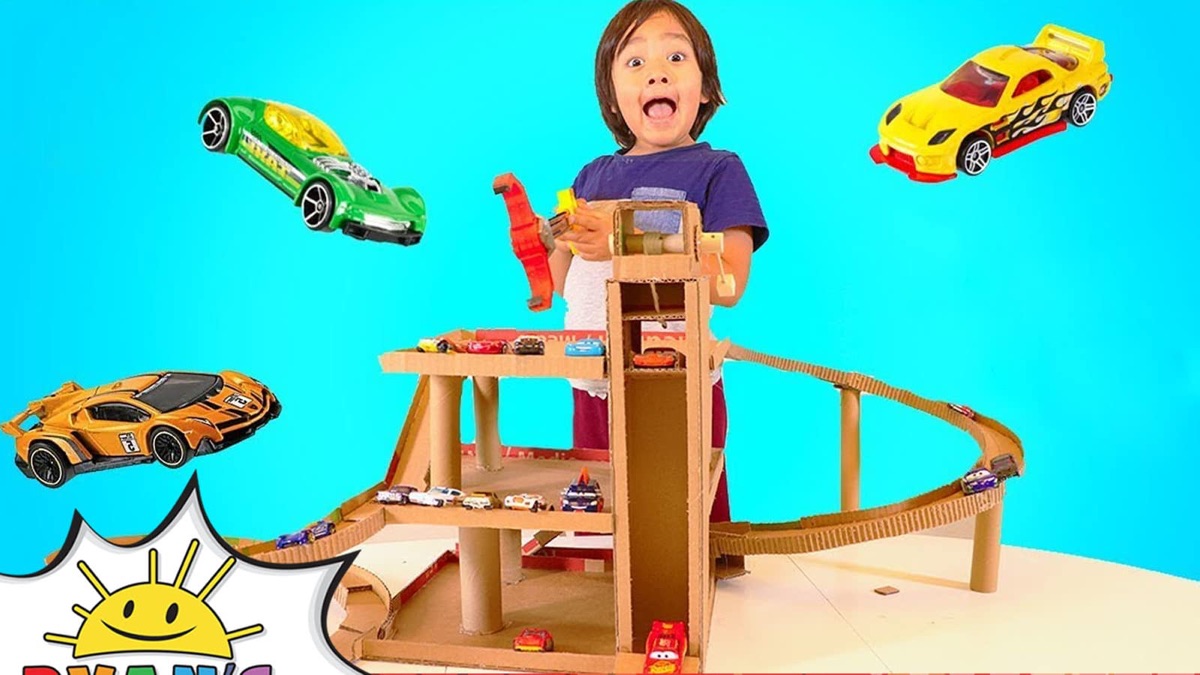 Ryan's DIY Cardboard Toy Car Garage! Ryan's World (Season 7, Episode