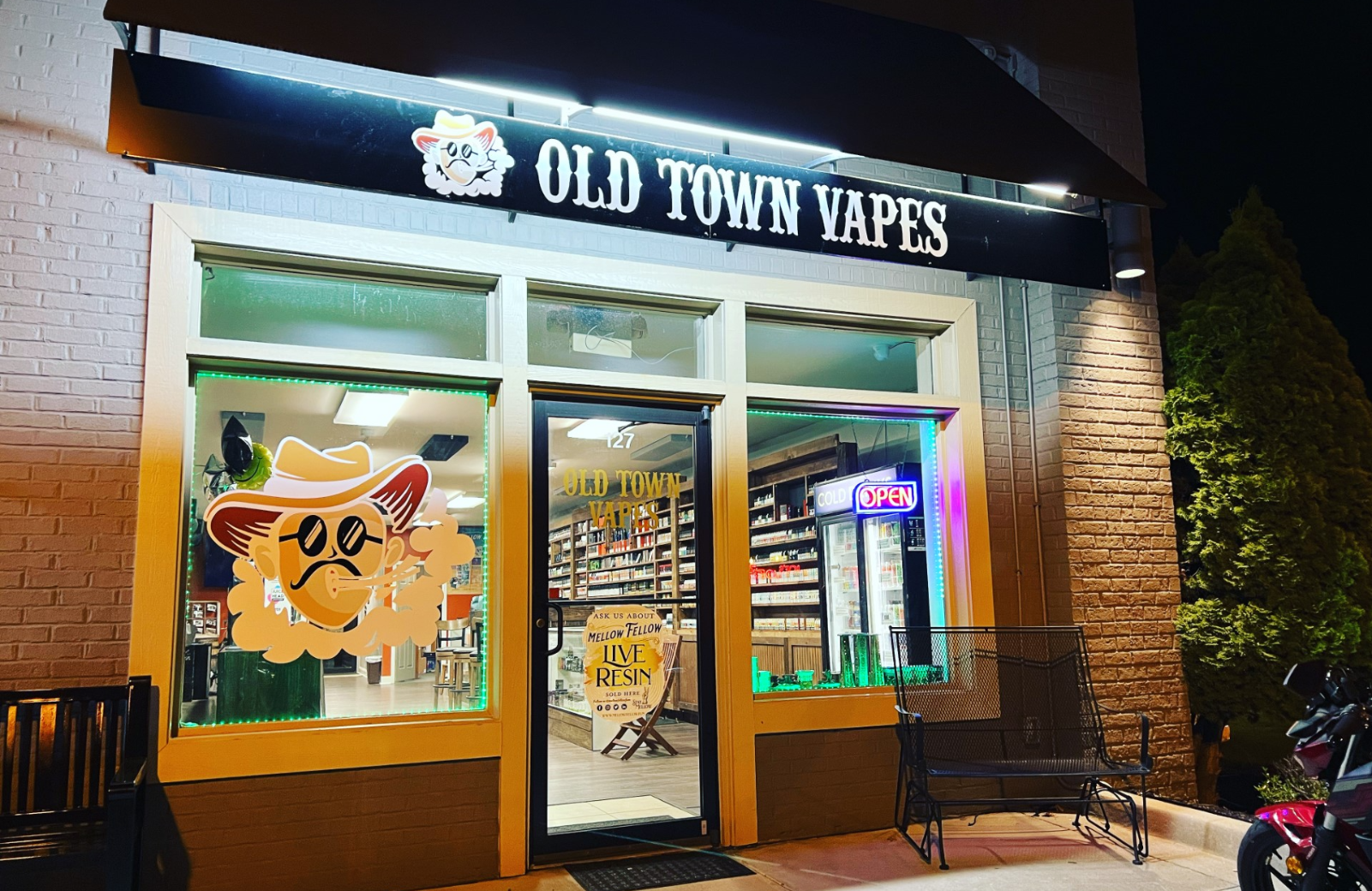 Old Town Vapes in Easley, SC United States