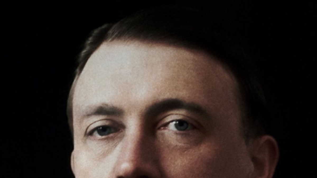‎Dictator: The Hitler Interviews - Apple TV