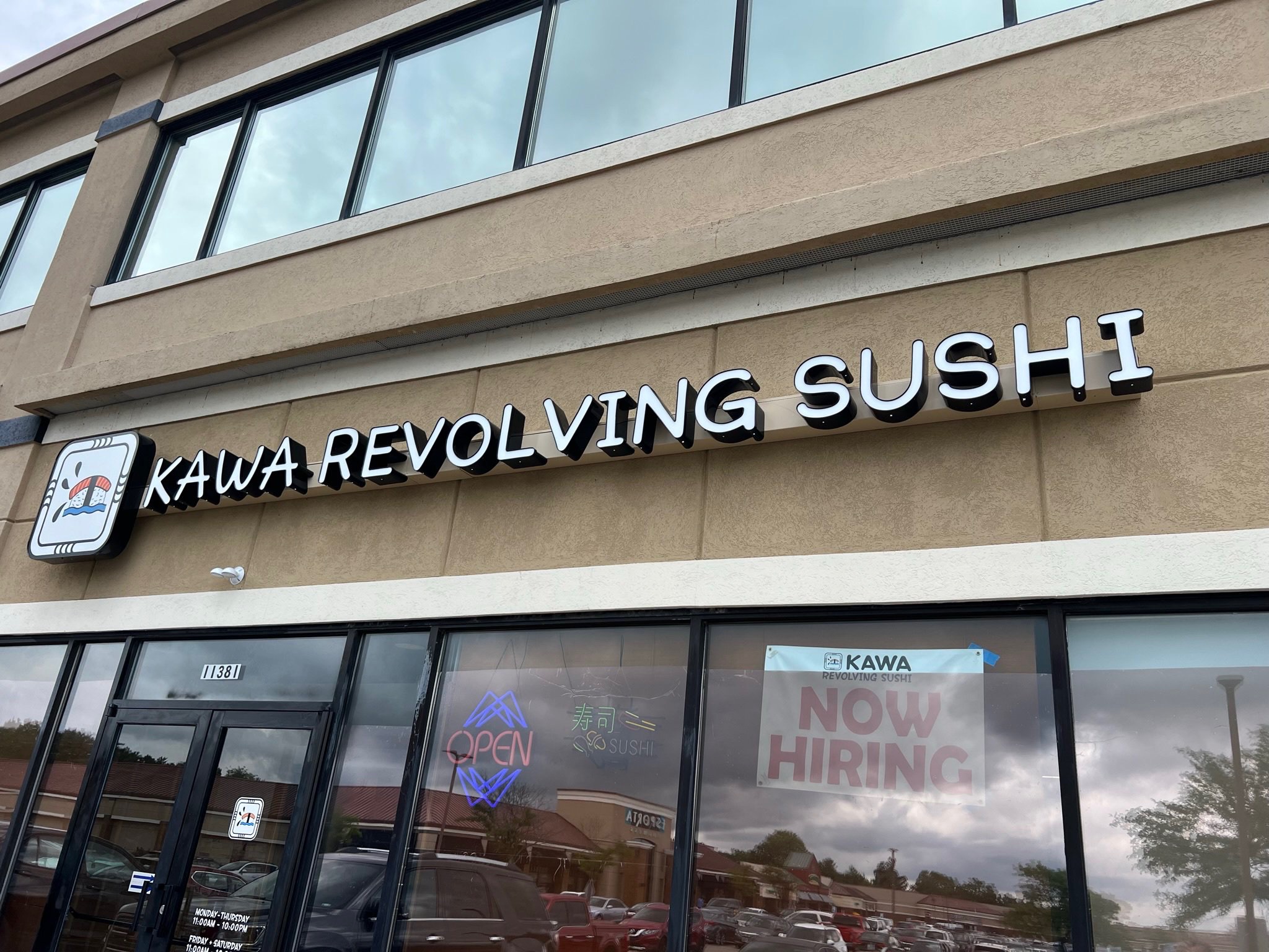 Kawa Revolving Sushi