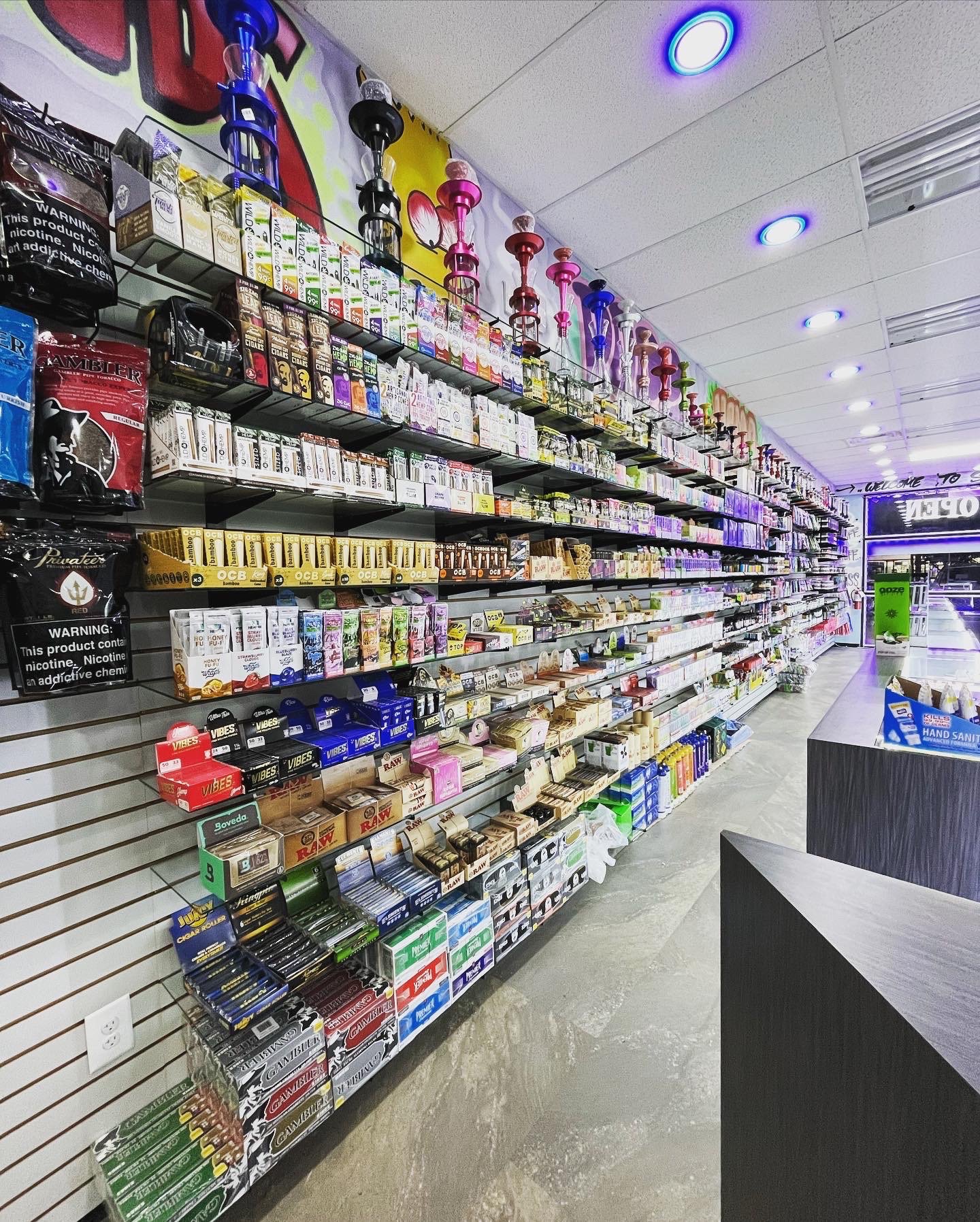 Exotic cloudz smoke shop