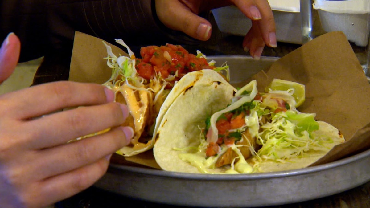 Taco Wars Vancouver Best In Chow Series 1 Episode 8 Apple TV UK taco-wars-vancouver-best-in-chow-series-1-episode-8-apple-tv-uk