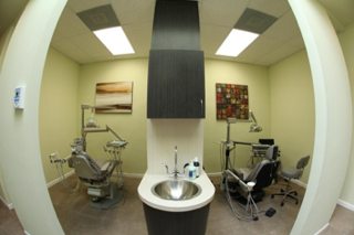 Green California Dental Group: Varand Kerikorian, DDS