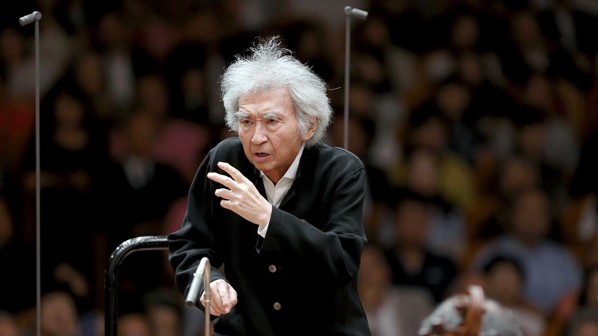 Seiji Ozawa Conducts Beethoven's 7th - Apple TV (UK)
