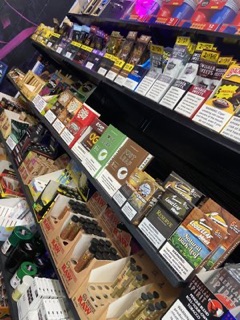 elfbar nachfüll pod läuft aus West Valley Smoke & Vape – Fast Vape & Smoke Shop Delivery in Glendale main image 0
