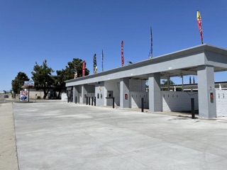 Squeekys Car Wash