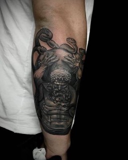 White Raven Tattoo photo 2