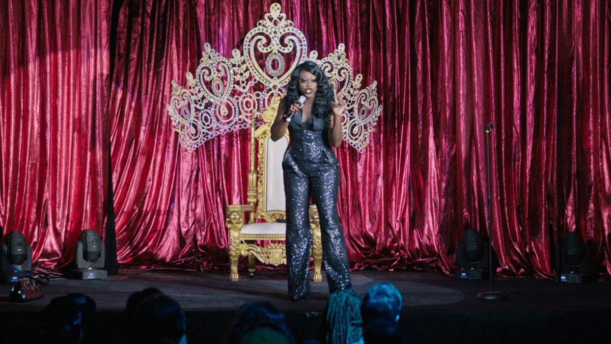 Watch Bob The Drag Queen Suspiciously Large Woman Bob the Drag Queen: Suspiciously Large Woman - Apple TV (CZ)