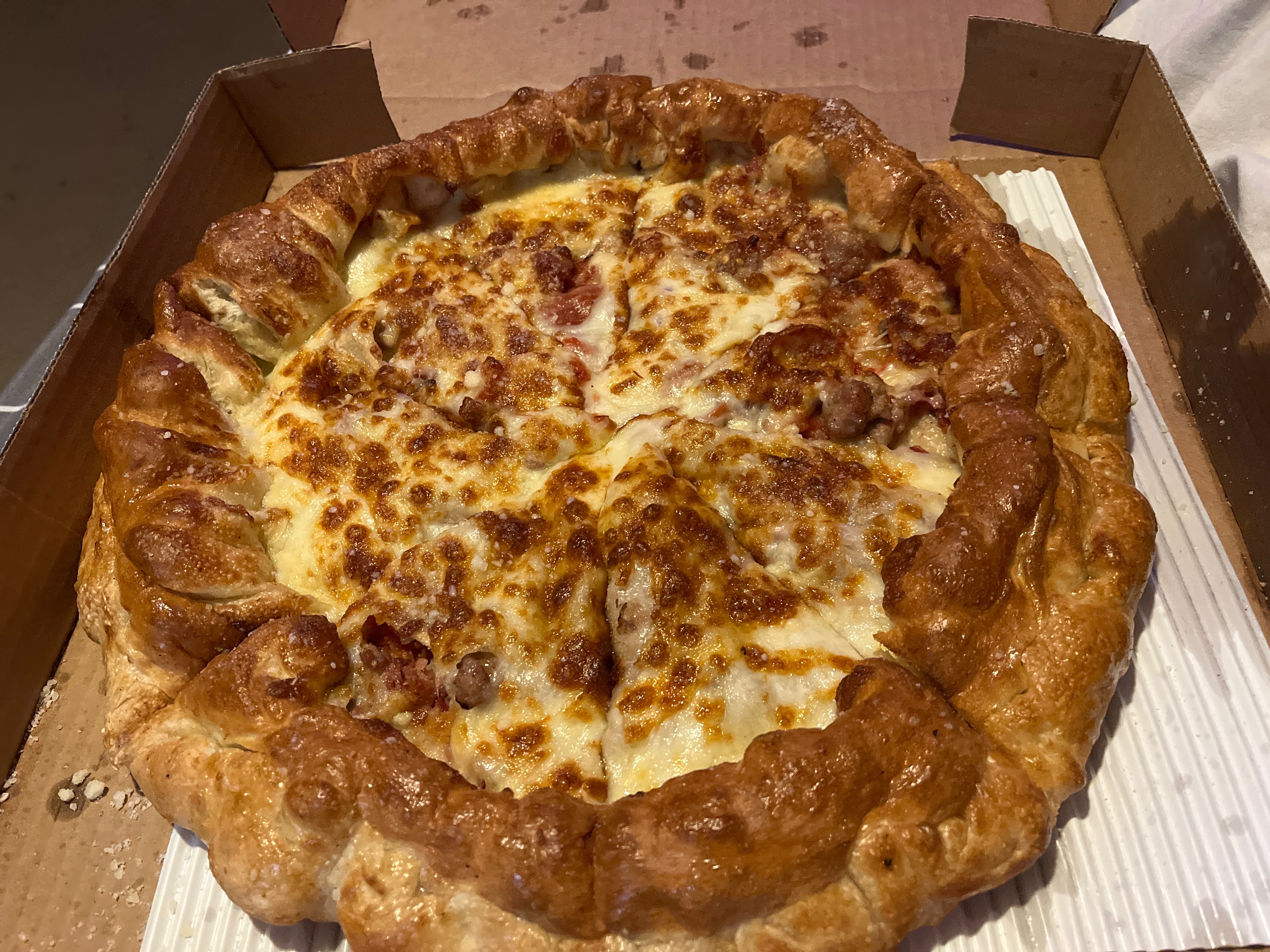 Belly Buster’s Liquor & Pizza