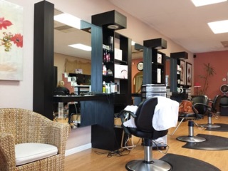 Mirror Court Salon