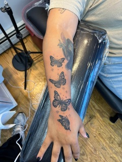 Piercing Island Tattoos photo 3