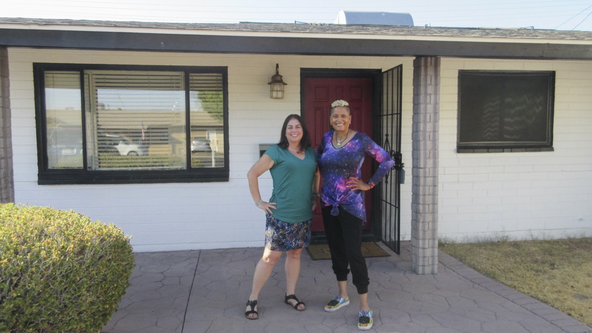 Arizona Astronaut Seeks Space House Hunters (Season 242, Episode 4