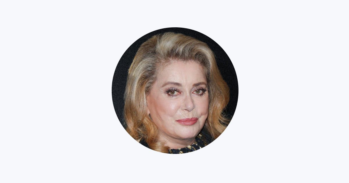 catherine-deneuve-apple