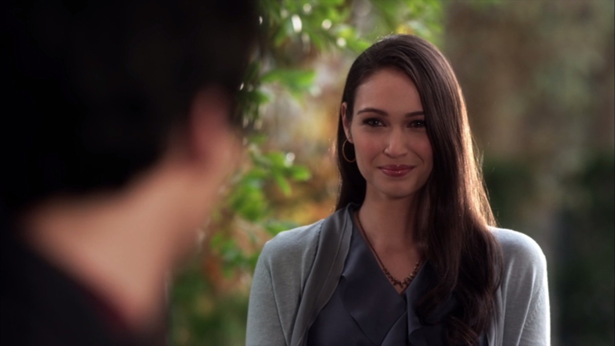‎For Whom the Bell Tolls - Pretty Little Liars (Season 1, Episode 22 ...
