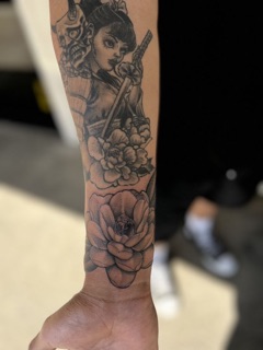 Ivy Room Tattoo tattoo studio photo