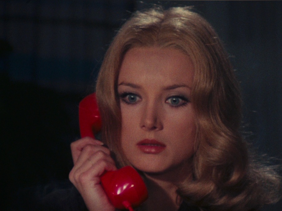 The Red Queen Kills Seven Times Apple TV