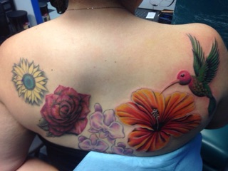 Needle Maniaks Tattoo