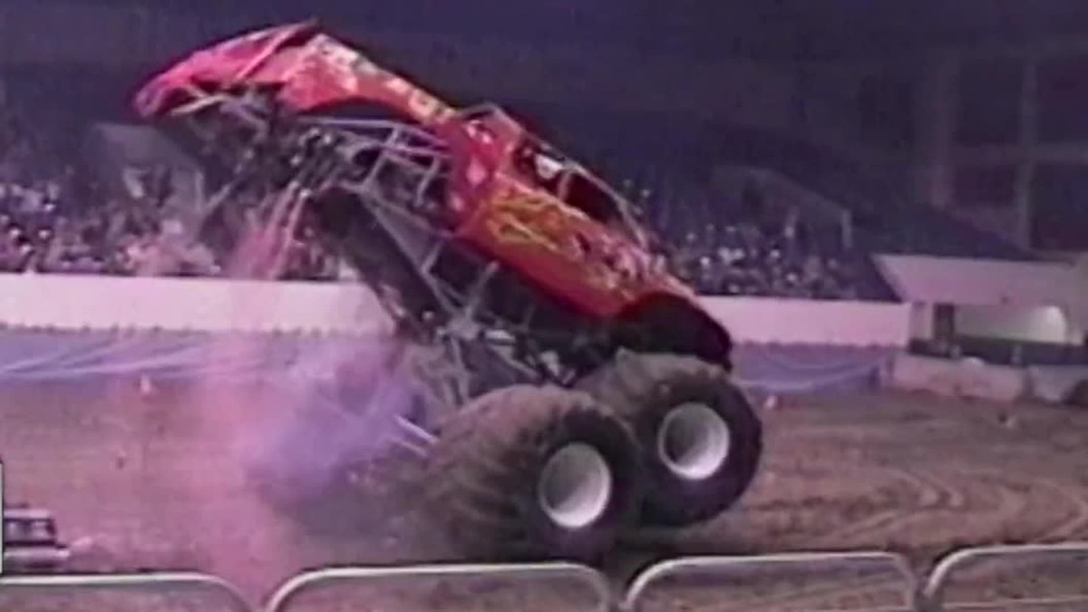 Episode 6 Whacked Out Sports (Season 3, Episode 16) Apple TV