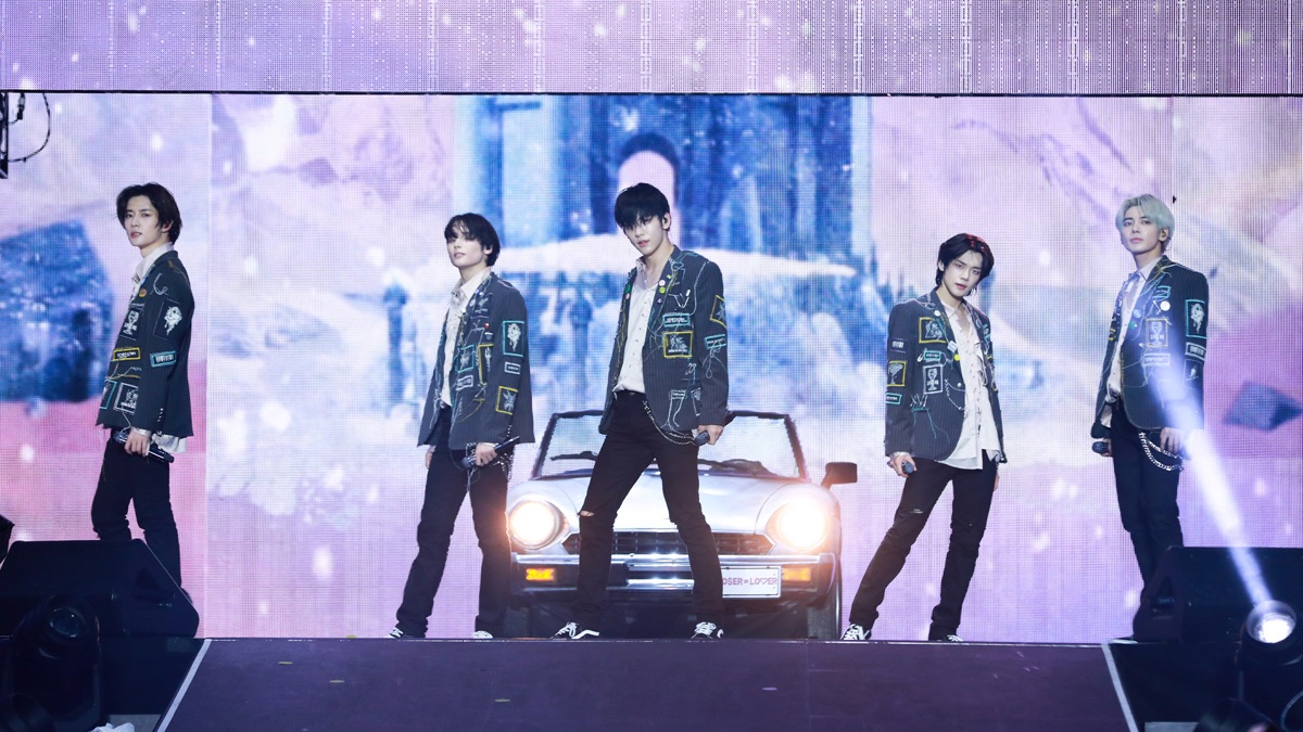 TOMORROW X TOGETHER ACT: SWEET MIRAGE in LA Episode 1 - TOMORROW X