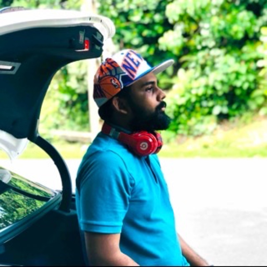 AppleMusic profile picture for @vihanga