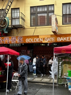 Golden Gate Bakery Photos