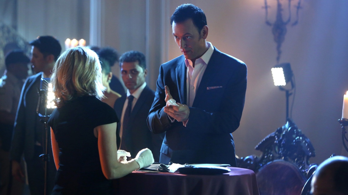 ‎Consumed - CSI: Crime Scene Investigation (Series 14, Episode 20 ...