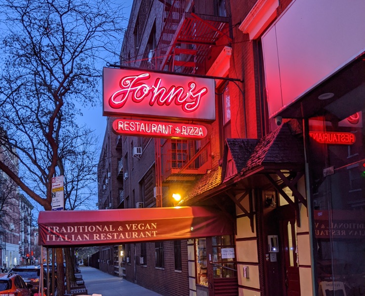 Places.Travel · Historic Italian Restaurants in NYC