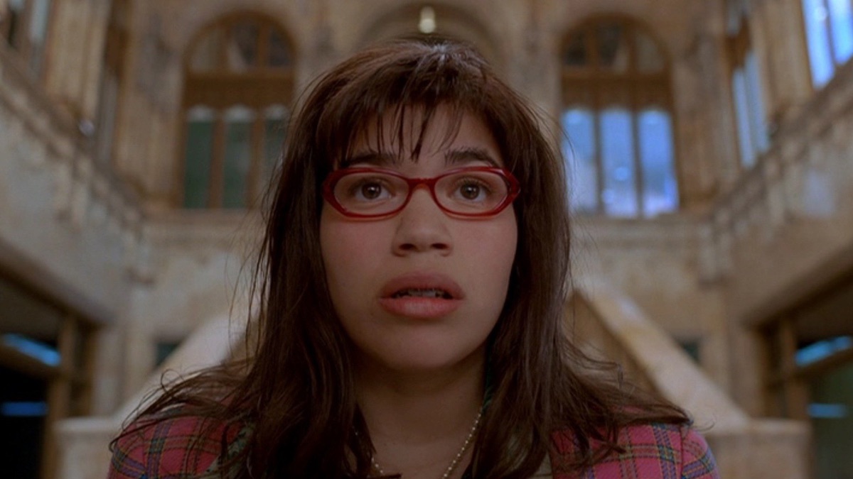 Pilot Ugly Betty (Season 1, Episode 1) Apple TV(02)